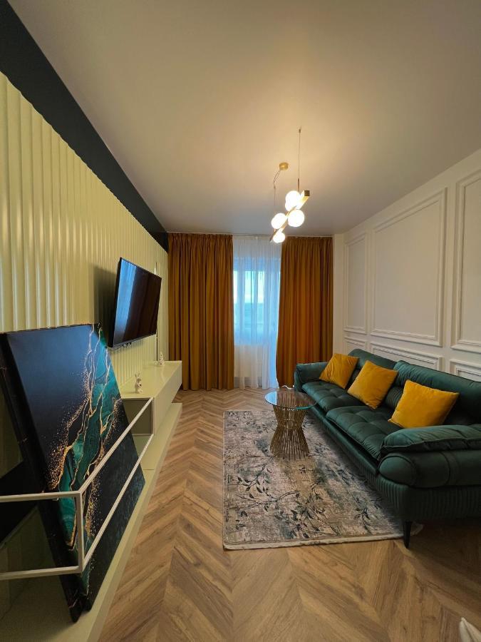 Nivas Apartments-Palace Of Culture ياش المظهر الخارجي الصورة